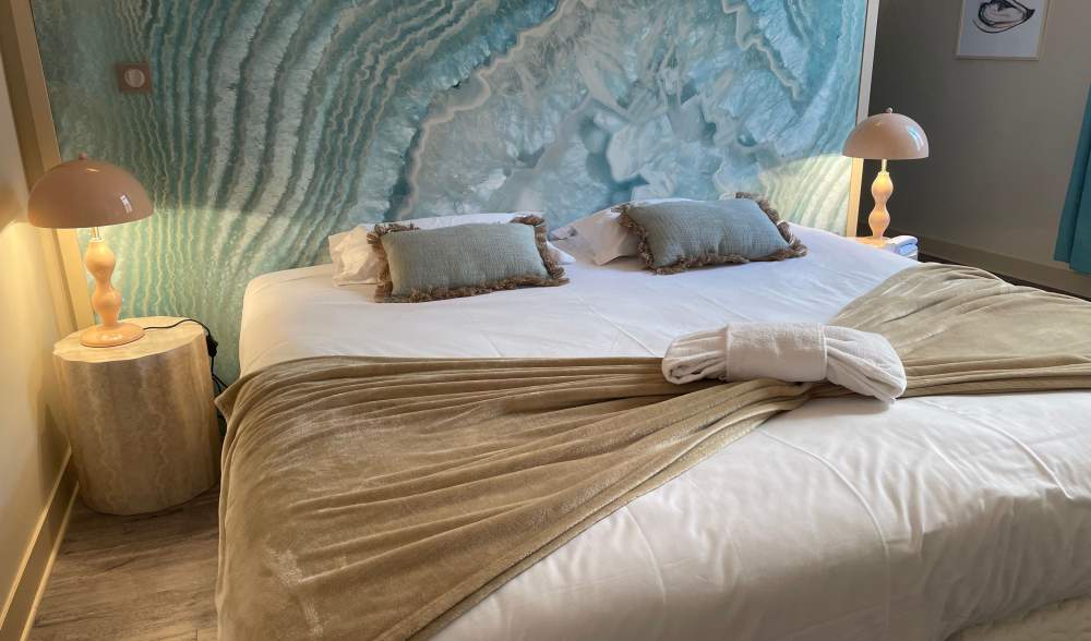 Hôtel de Charme Bord de Mer Hérault · Chambres et Suites Hôtel de Paris